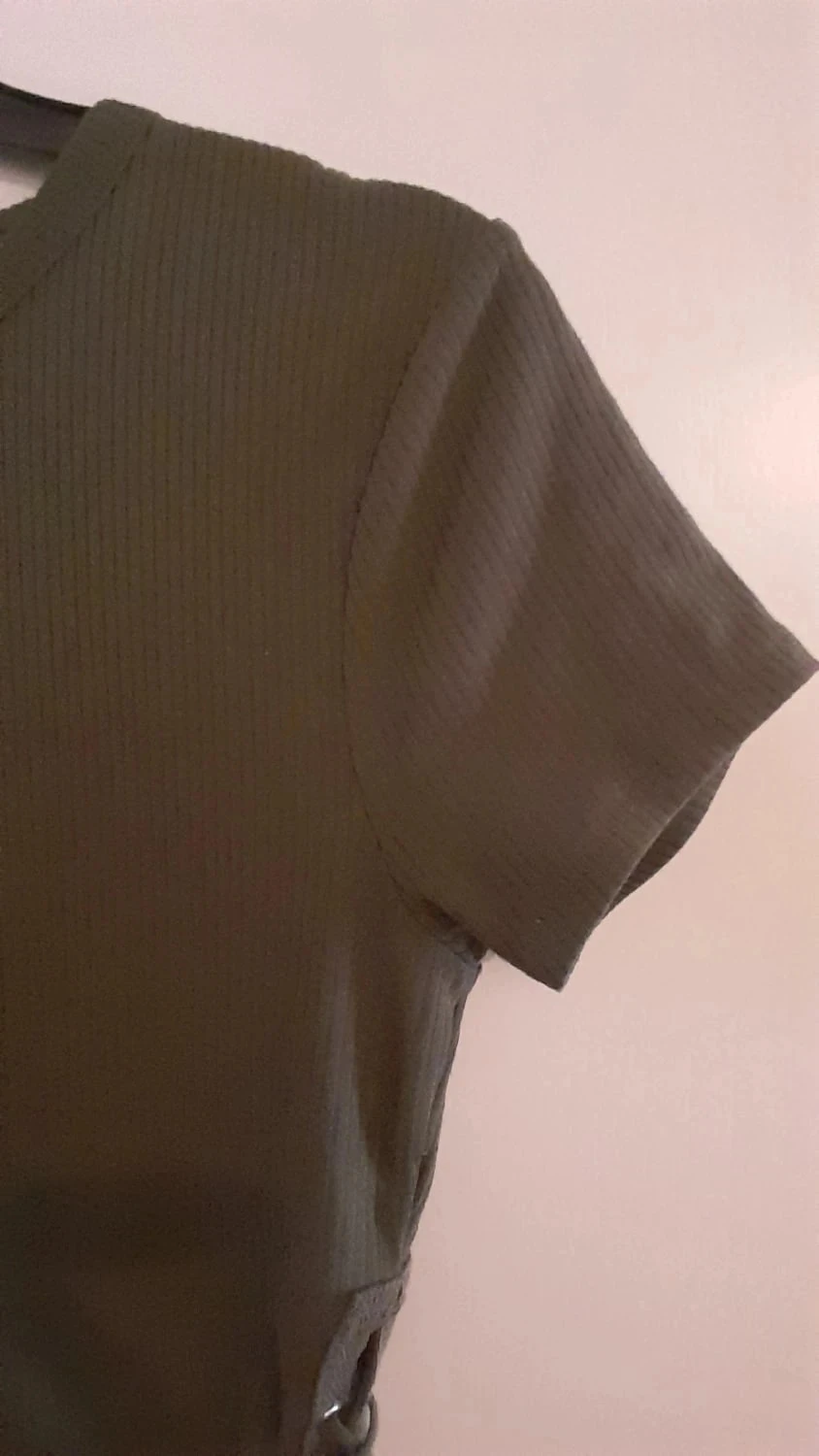 Blusa feminina, cor kaki, tamanho M, Marca Terranova – photo 2